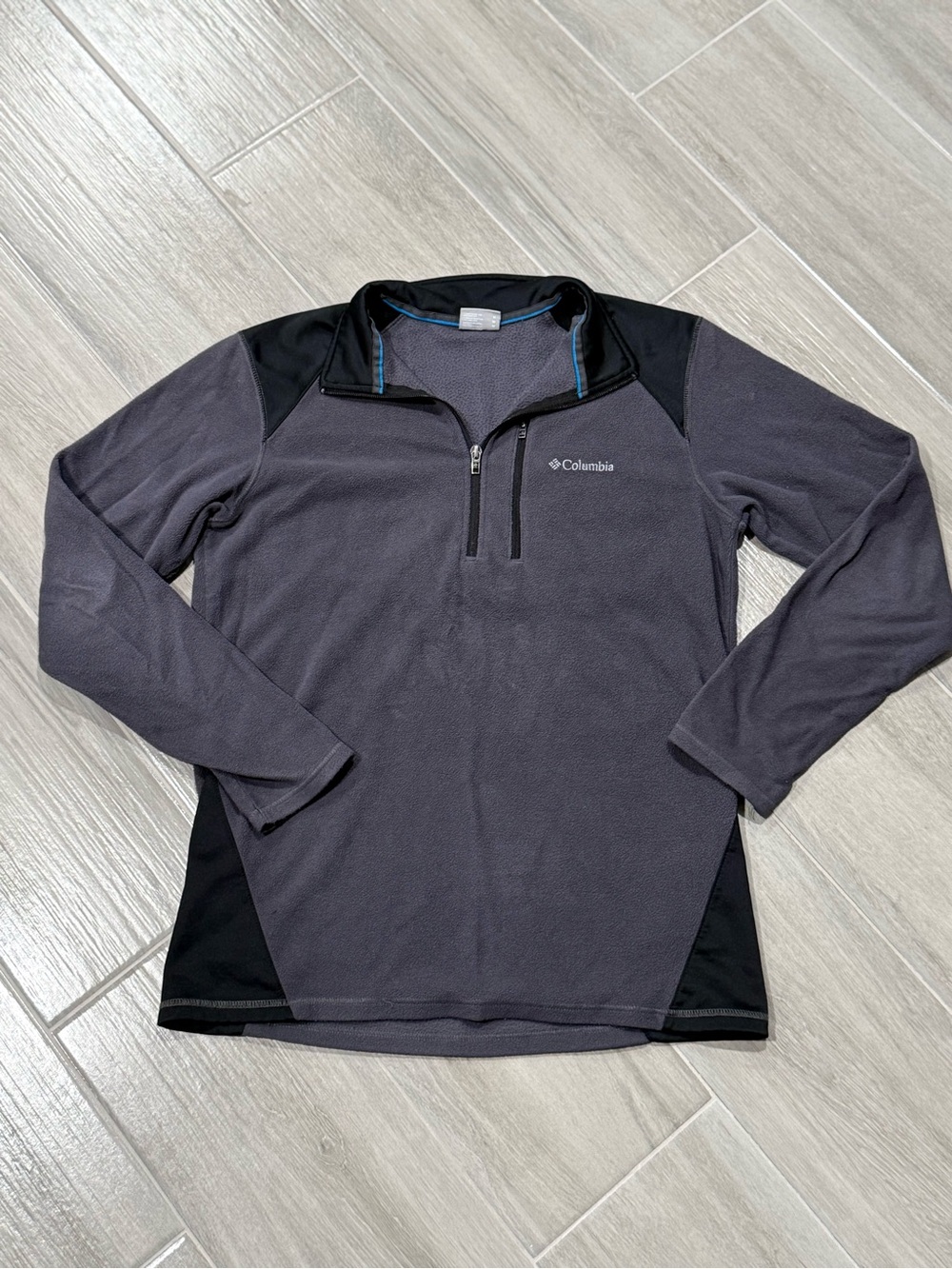 Columbia Gray and Black Fleece Pullover with Blue Trim